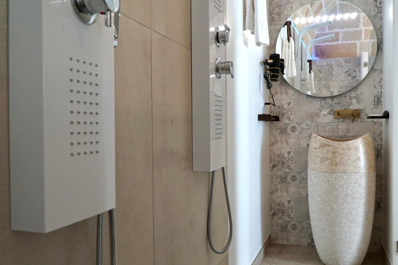 مونوبولي Suite 141 - Luxury B&B المظهر الخارجي الصورة