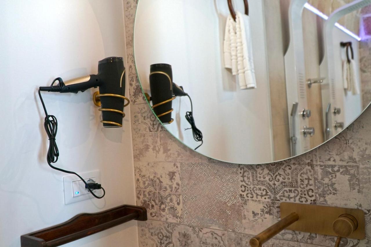مونوبولي Suite 141 - Luxury B&B المظهر الخارجي الصورة